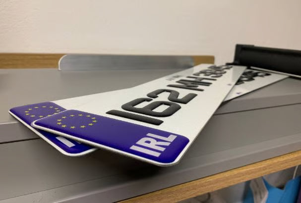 50mm 3D gel number plate Ireland – close up detail